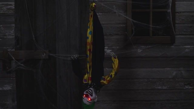 FUN2937 Hanging Evil Clown