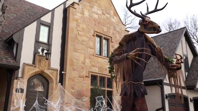Standing at a bone-chilling 12 feet tall, this animatronic Wendigo delivers spine-tingling scares with glowing red eyes, haunting growls, and towering supernatural presence.