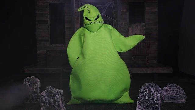Complete with his burlap sack body, creepy grin, and glowing green eyes, this Nightmare Before Christmas Oogie Boogie Animated Decoration moves menacingly, swaying side to side and lights up! Making this a must-have addition to your display.