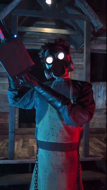 Turn your haunt into a living nightmare with the Animatronic Ripsaw Halloween Decoration! With its menacing movement and eerie sound effects, this terrifying prop brings a brutal, industrial horror to life. Whether in a torture dungeon or a mad scientist’s lab, one thing is certain—no one is walking away unscathed!