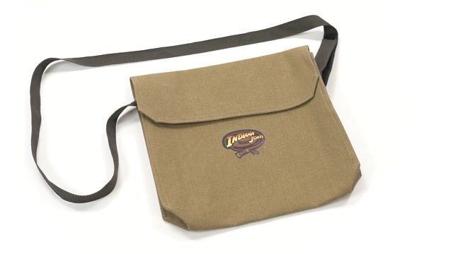 JWC1197 Indiana Jones Satchel 360 Rotation
