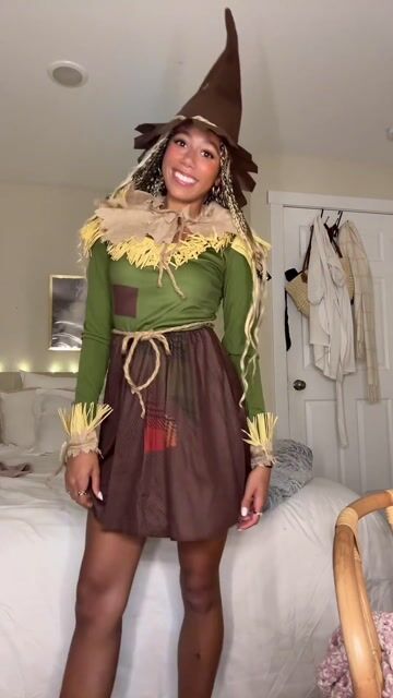 Turn heads this Halloween in this Women's Sexy Brainy Scarecrow Costume Dress. This costumes is fun, flirty, and perfect for parties or themed events!