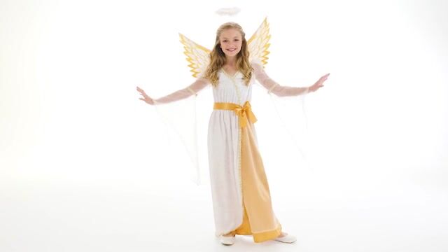 Become one of the Heavenly hosts this Christmas with our Girls Guardian Angel Costume! You'll be singing Joy to the World with gusto!