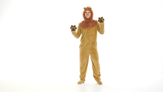 Become the king of the entire jungle when you wear this Adult Deluxe Lion Costume! A fun animal costume for plays, Halloween, or whenever you just need to look like a lion!