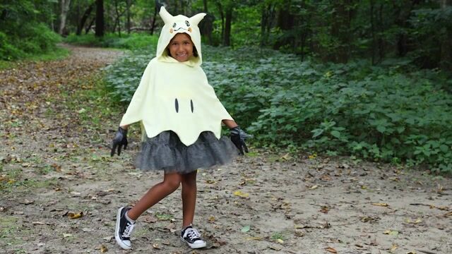 DI157859_Mimikyu