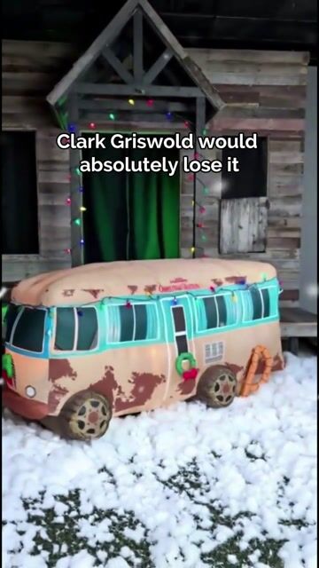 Add iconic holiday humor to your yard with the 4FT Christmas Vacation RV Inflatable Decoration. Easy to set up, brightly lit, and ideal for fans of classic Christmas movies.